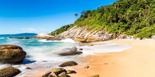 Praia brasileira com preço do metro quadrado que surpreende